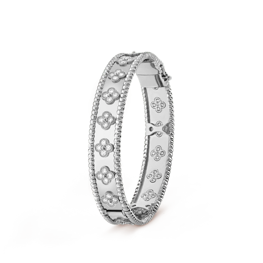 [RAFFINE]PULSERA DE TRÉBOL DE 8 MM CON DIAMANTES