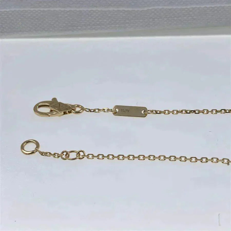 [RAFFINE]CLOVER  CARNELIAN SINGLE FLOWER BRACELET