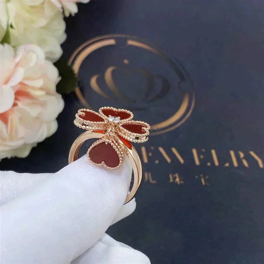 [RAFFINE] ANILLO DE CORNALINA DE TRÉBOL DE MOLINO