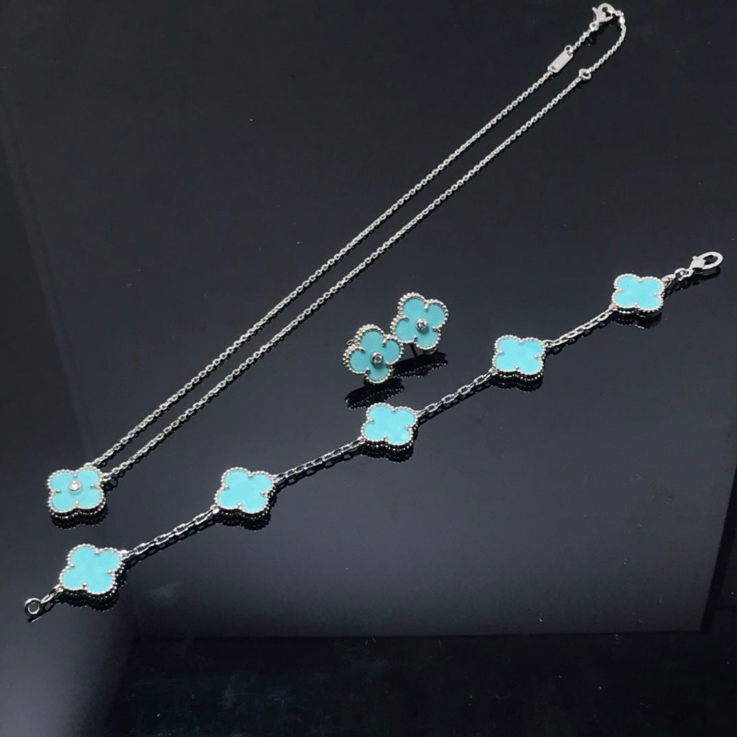 [RAFFINE]CLOVER 1 DIAMOND BLUE SKY SILVER EARRINGS