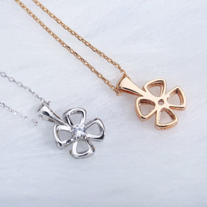[RAFFINE] COLLAR FIOREVER CON CENTRO DE DIAMANTES