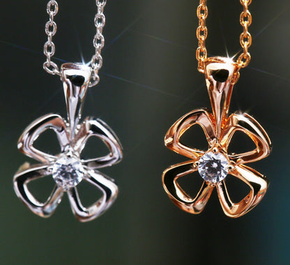 [RAFFINE] COLLAR FIOREVER CON CENTRO DE DIAMANTES