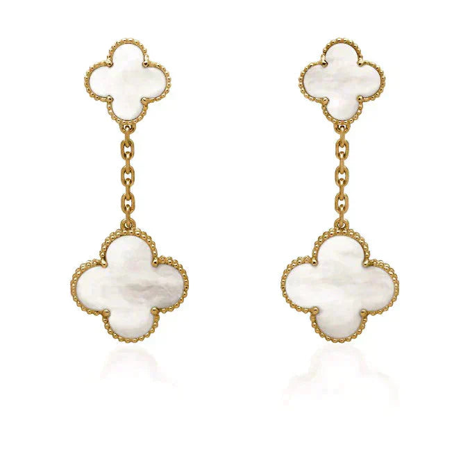 [RAFFINE]CLOVER 2 MOTIF WHITE MOP EARRINGS