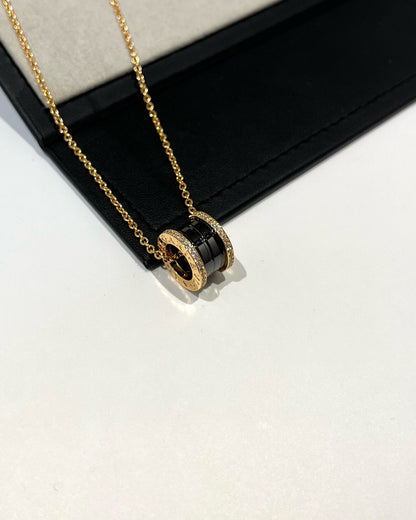 [RAFFINE]ZERO 1 COLLAR DE ORO ROSA CON DIAMANTES DE CERÁMICA NEGRA